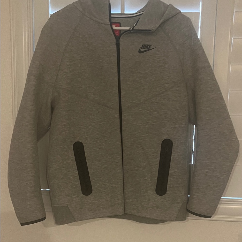 Nike Tech Heather Gray Full-Zip Jacket